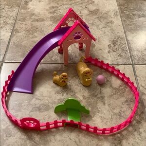 Barbie Puppy Play Park playset